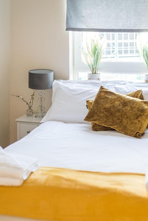 Elegant 2 Bedroom Centre - Free Parking - Private Balcony Appartement Édimbourg