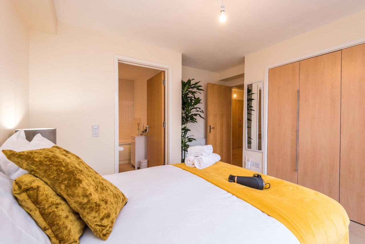 Elegant 2 Bedroom Centre - Free Parking - Private Balcony Appartement Édimbourg