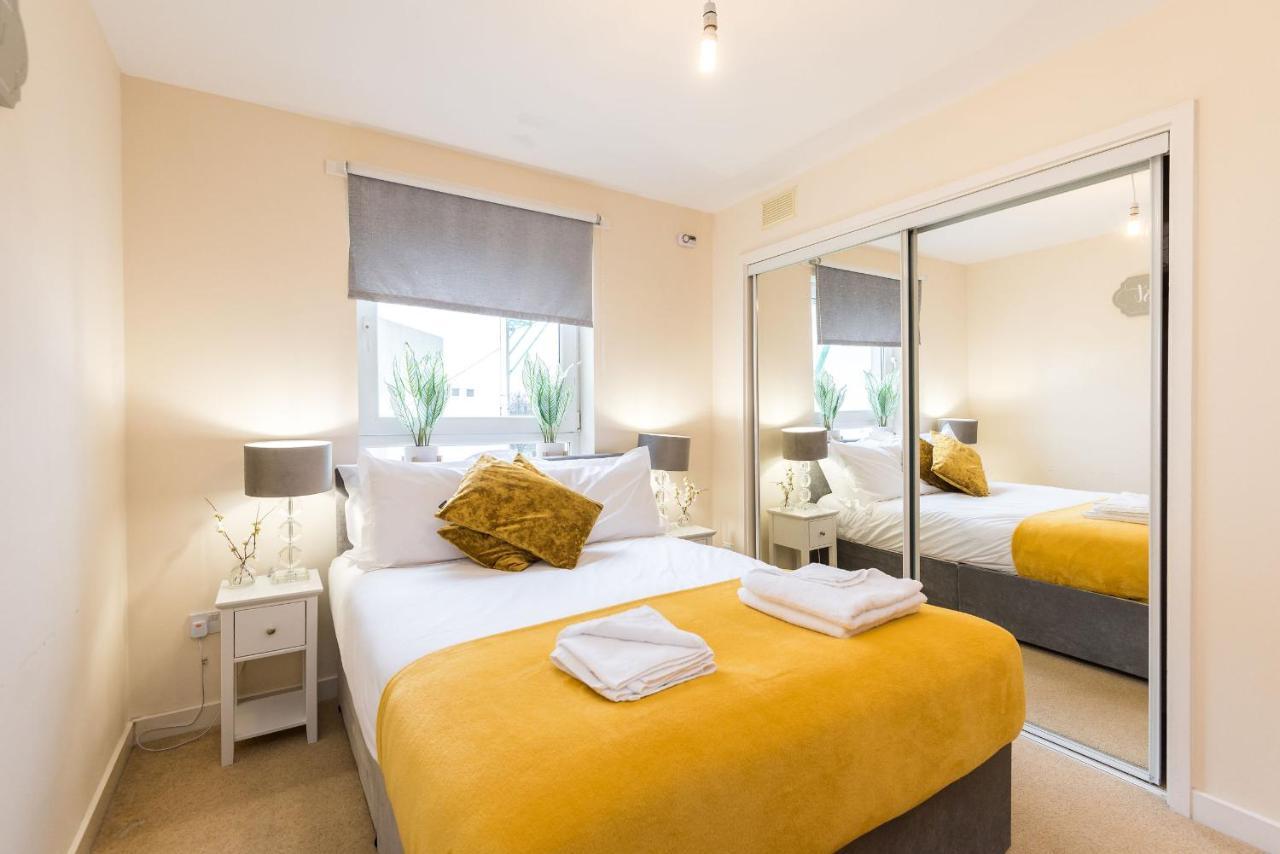 Elegant 2 Bedroom Centre - Free Parking - Private Balcony Appartement Édimbourg