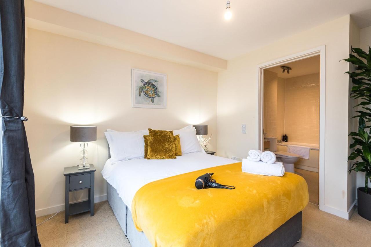 Appartement Elegant 2 Bedroom Centre - Free Parking - Private Balcony