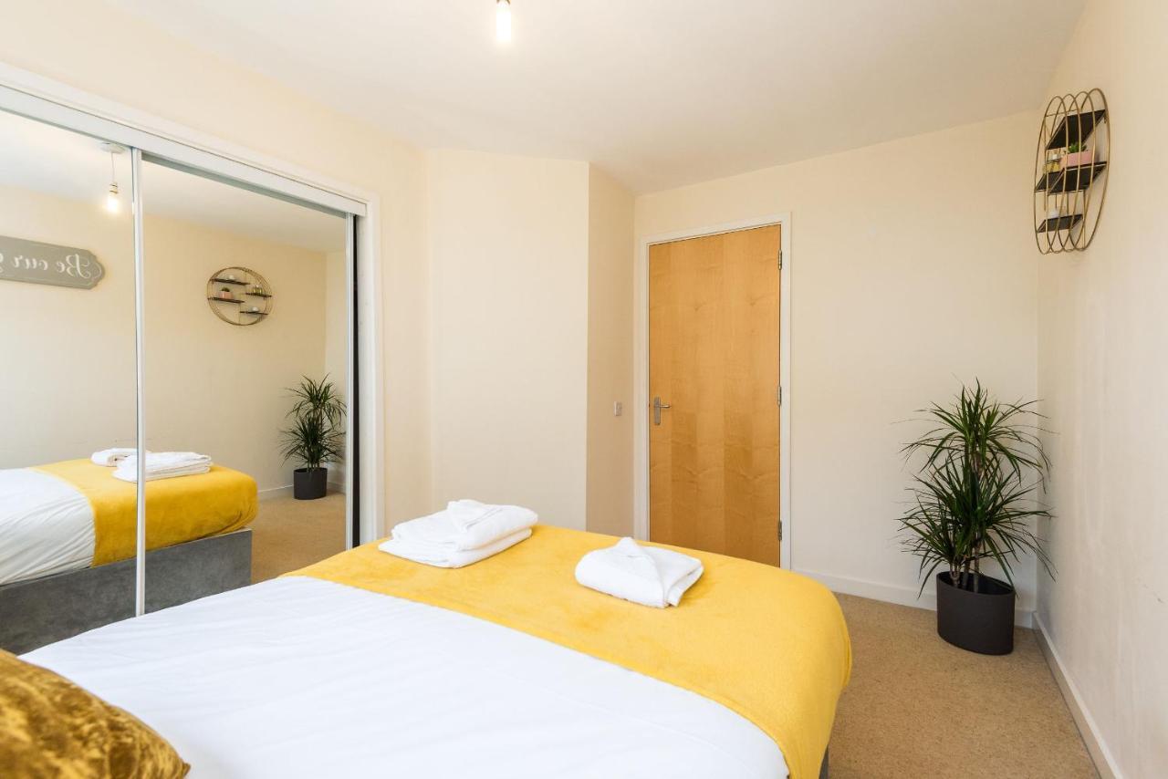 Elegant 2 Bedroom Centre - Free Parking - Private Balcony Edimburgo